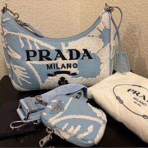 Prada Re-edition 2005 Crosssbody Bag